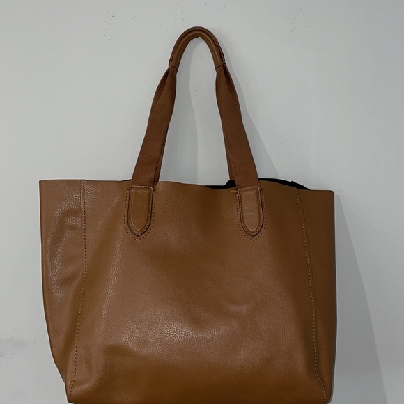 Coach Darby Tote - Picture 2 of 10